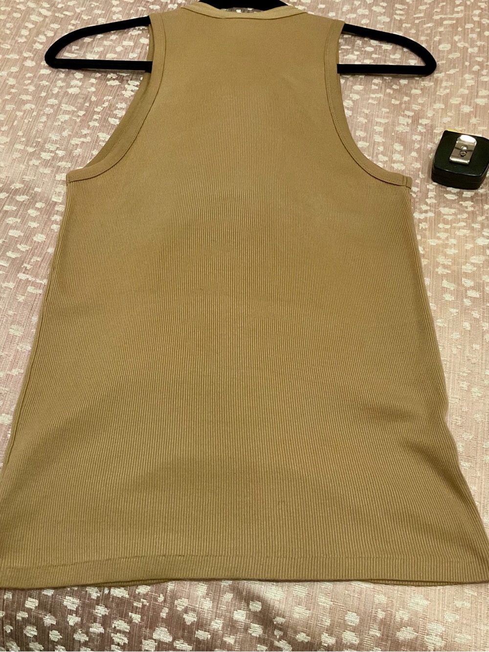 Ralph Lauren Black Label Tan Ruffle Sleeveless Top Size L - Picture 11 of 12